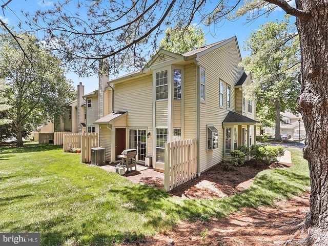 6 HEATH CT, Princeton, NJ 08540