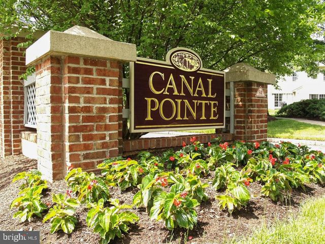 6 HEATH CT, Princeton, NJ 08540