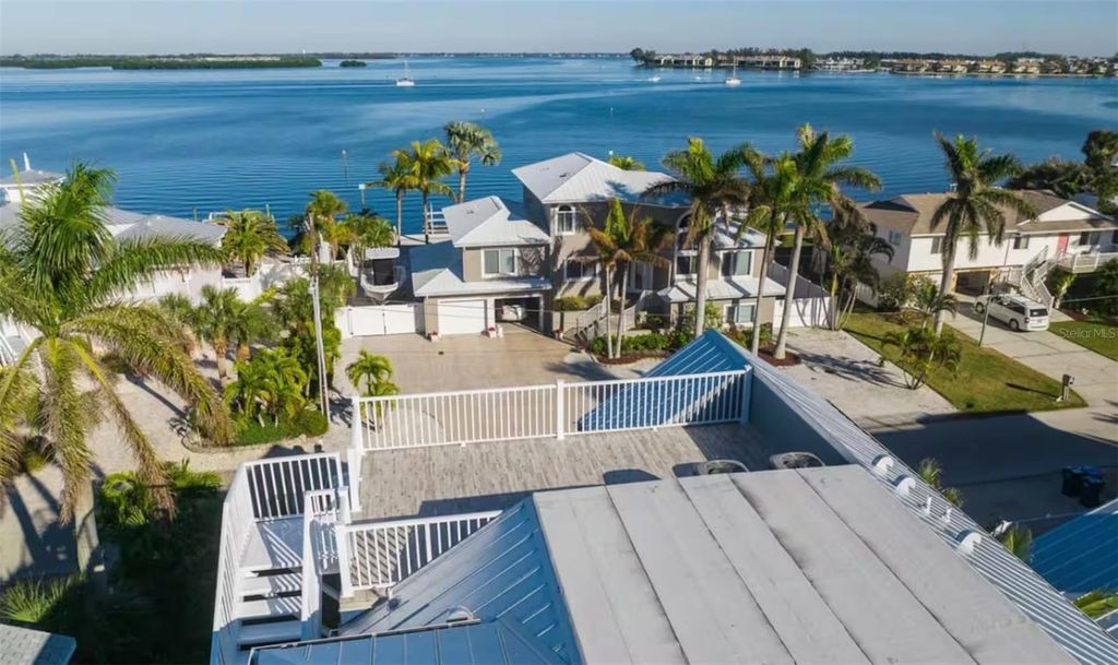 2210 AVENUE A, BRADENTON BEACH, FL 34217 — photo 5
