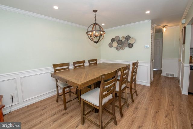 4225 CHALFONT PL, Philadelphia, PA 19154