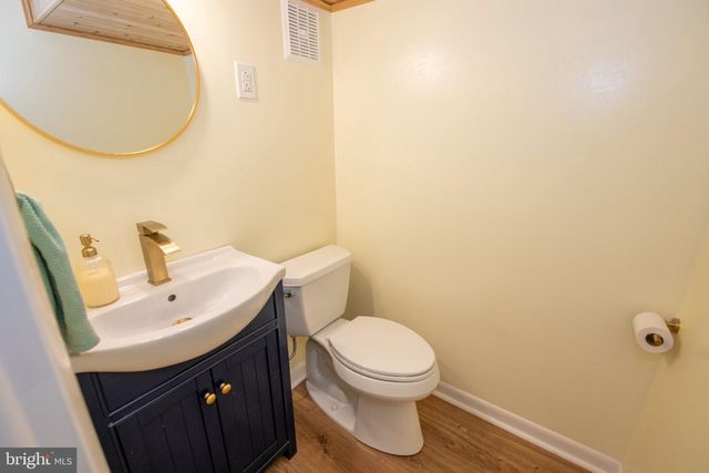 4225 CHALFONT PL, Philadelphia, PA 19154
