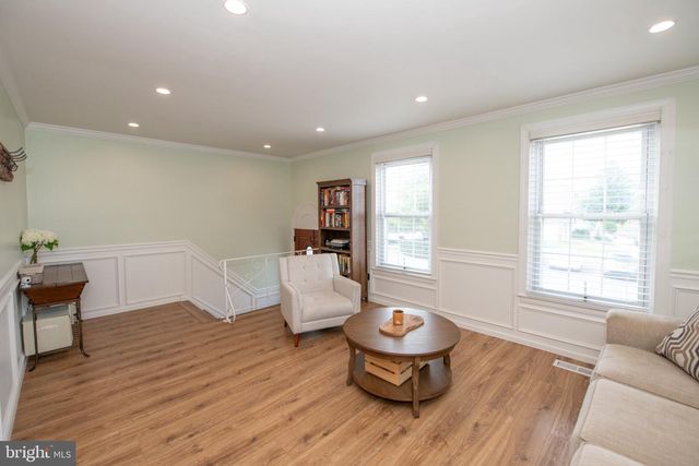 4225 CHALFONT PL, Philadelphia, PA 19154