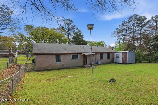 1511 Lowery Lane, Jackson, MS 39209
