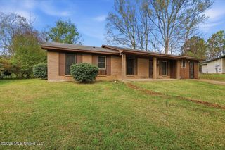 1511 Lowery Lane, Jackson, MS 39209