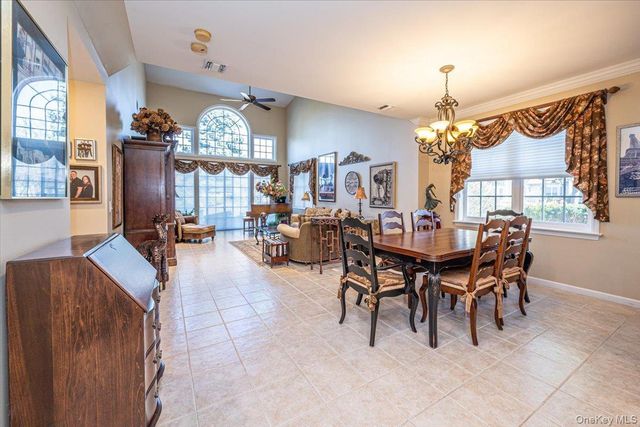 420 Florencia Place, Melville, NY 11747