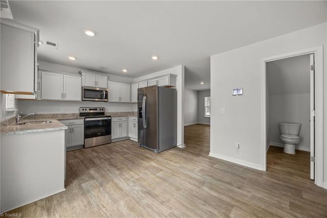 4604 Heatherly Road, Winston-salem, NC 27105