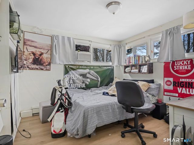 69 Seaver Circle, Bridgeport, CT 06606