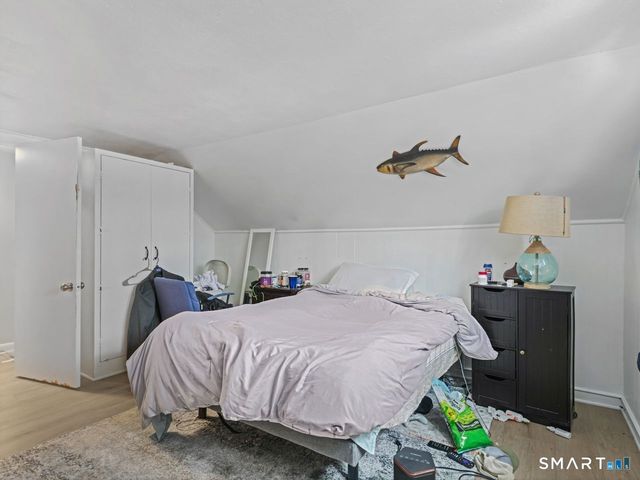 69 Seaver Circle, Bridgeport, CT 06606