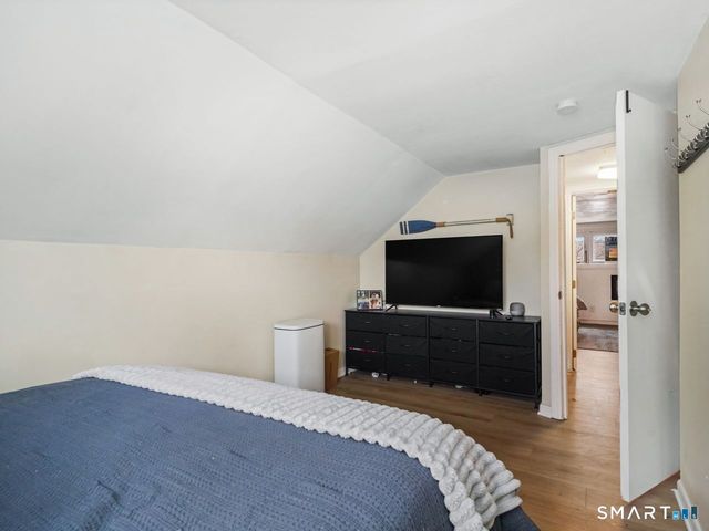 69 Seaver Circle, Bridgeport, CT 06606