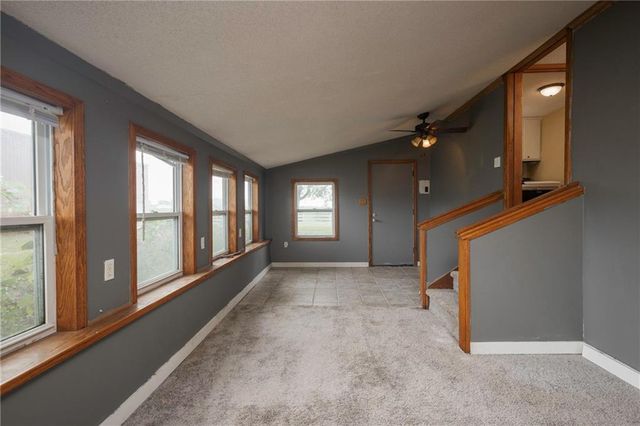 19739 185th Road, Marshall, MO 65340