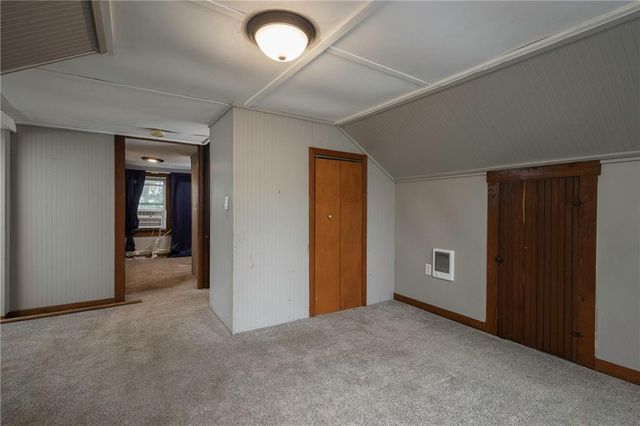 19739 185th Road, Marshall, MO 65340