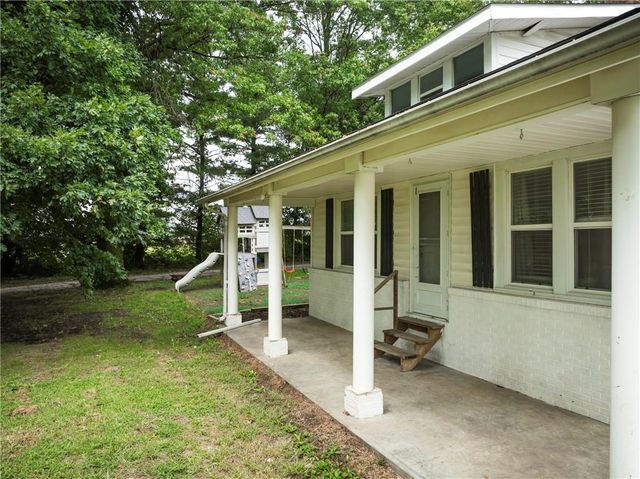 19739 185th Road, Marshall, MO 65340