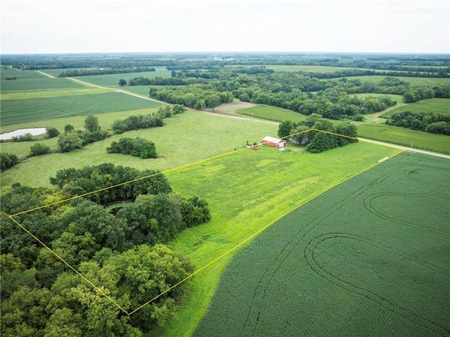 19739 185th Road, Marshall, MO 65340