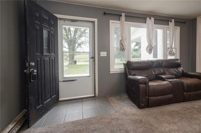 19739 185th Road, Marshall, MO 65340