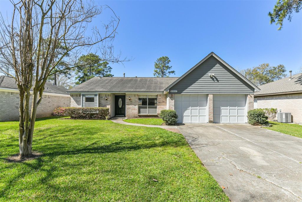 23227 Briarcreek Boulevard, Spring, TX 77373