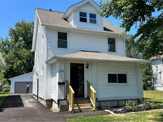 3918 Martin Luther King Jr Drive, Cleveland, OH 44105