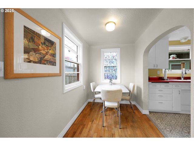 180 W 15TH Ave, Eugene, OR 97401