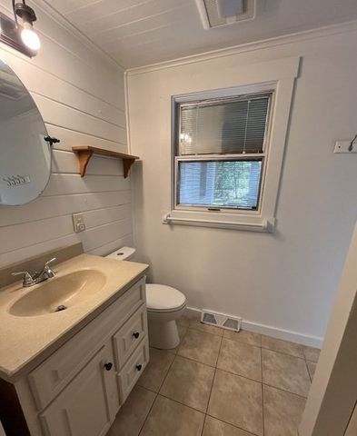 148 Newtown Rd -, Acton, MA 01720