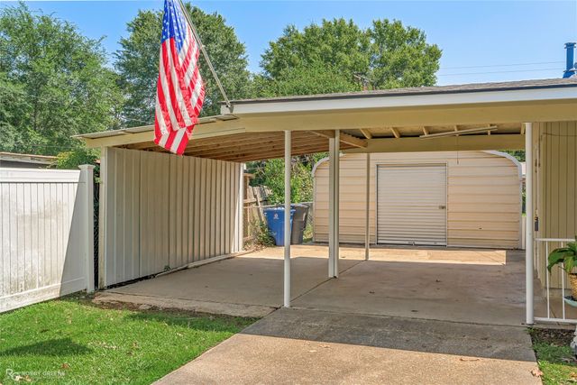 9469 Poinsetta Drive, Shreveport, LA 71118