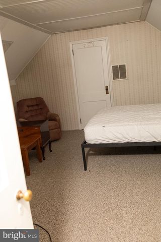 423 SUTHERLAND RD, Ewing, NJ 08618