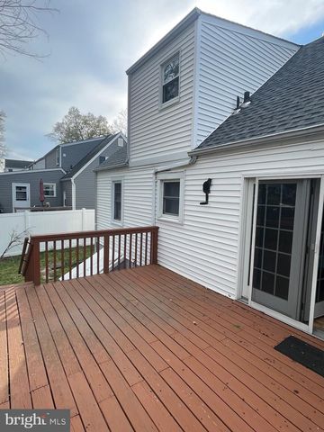 423 SUTHERLAND RD, Ewing, NJ 08618