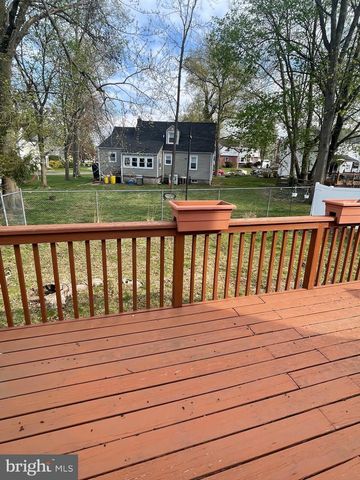 423 SUTHERLAND RD, Ewing, NJ 08618
