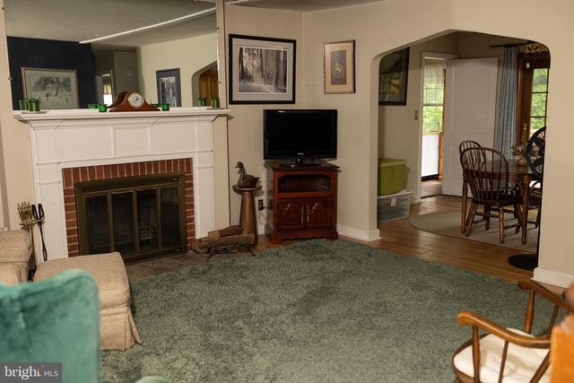 423 SUTHERLAND RD, Ewing, NJ 08618