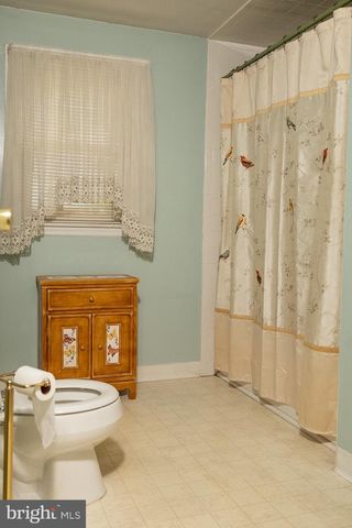 423 SUTHERLAND RD, Ewing, NJ 08618
