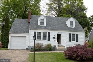 423 SUTHERLAND RD, Ewing, NJ 08618