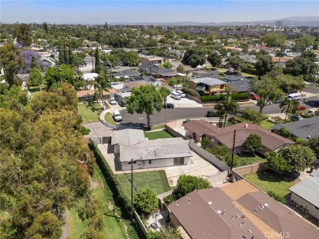 502 E Russell, Santa Ana, CA 92707