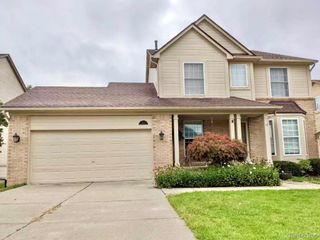 11684 ROSELINDA Drive, Livonia, MI 48150