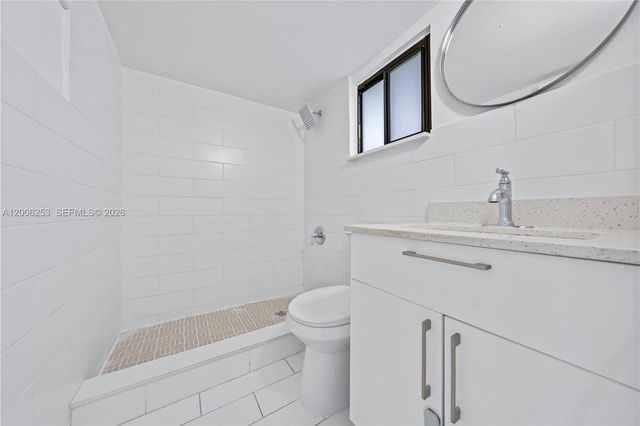 235 NW 127th St, North Miami, FL 33168