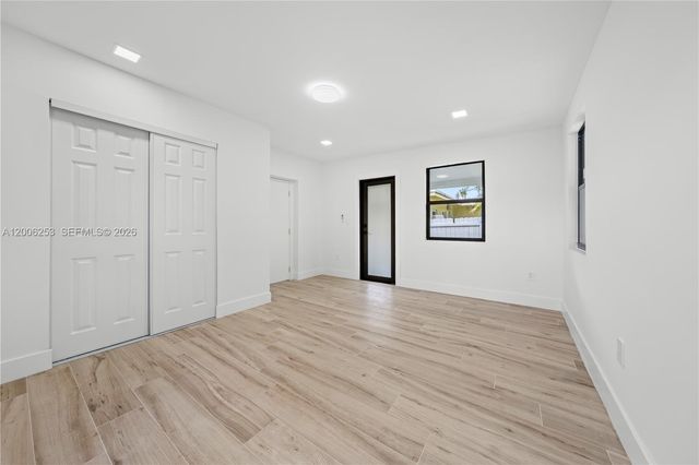 235 NW 127th St, North Miami, FL 33168