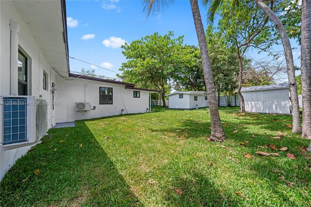 235 NW 127th St, North Miami, FL 33168