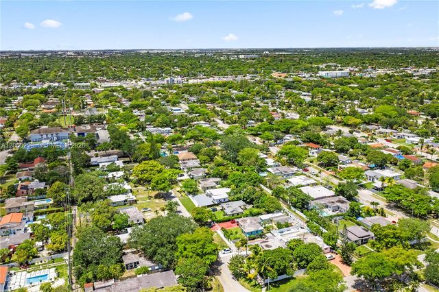 235 NW 127th St, North Miami, FL 33168