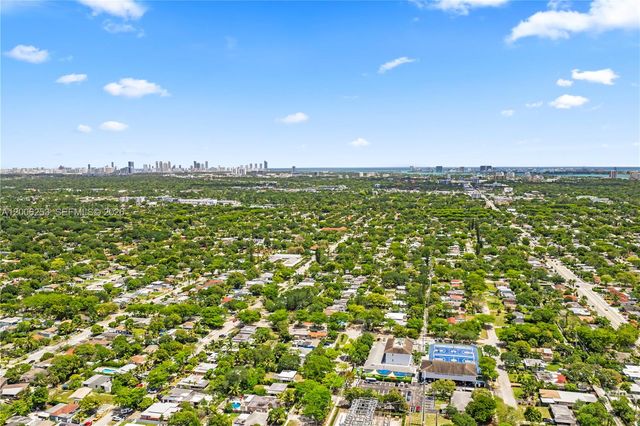 235 NW 127th St, North Miami, FL 33168