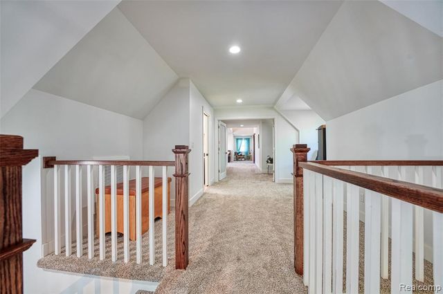 13800 12 Mile Road, South Lyon, MI 48178
