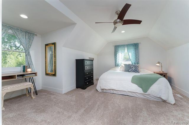 13800 12 Mile Road, South Lyon, MI 48178