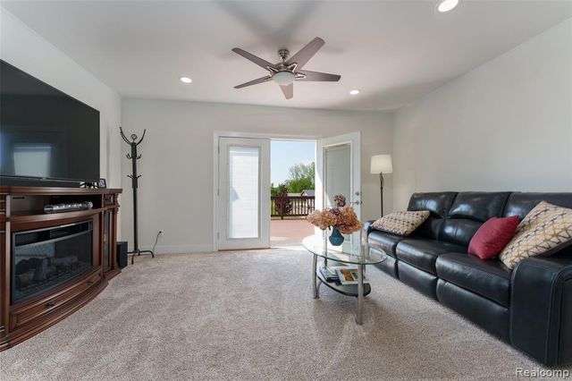 13800 12 Mile Road, South Lyon, MI 48178
