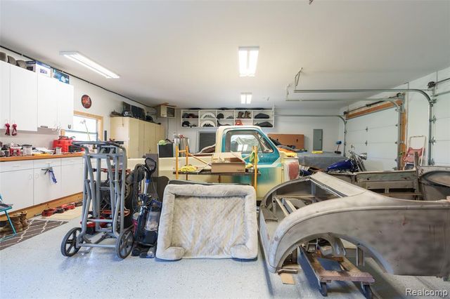 13800 12 Mile Road, South Lyon, MI 48178