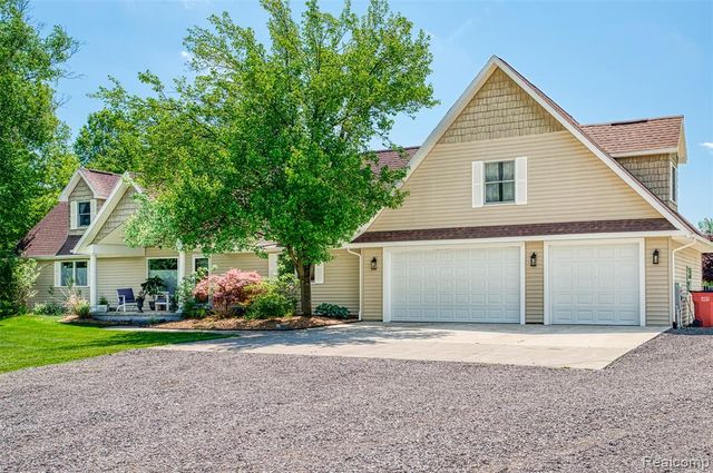 13800 12 Mile Road, South Lyon, MI 48178