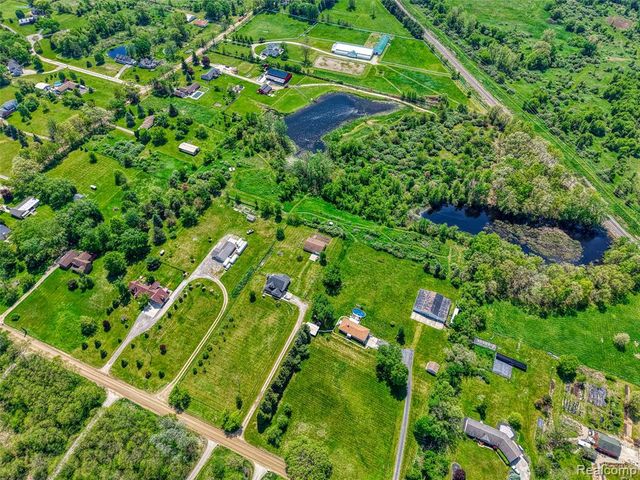 13800 12 Mile Road, South Lyon, MI 48178