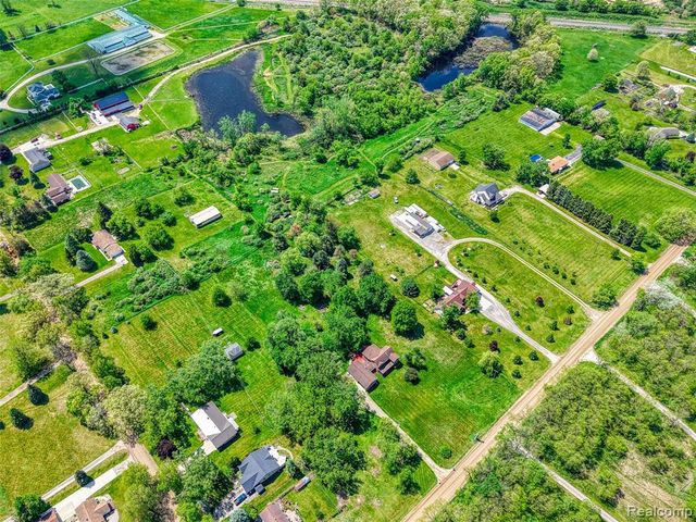 13800 12 Mile Road, South Lyon, MI 48178