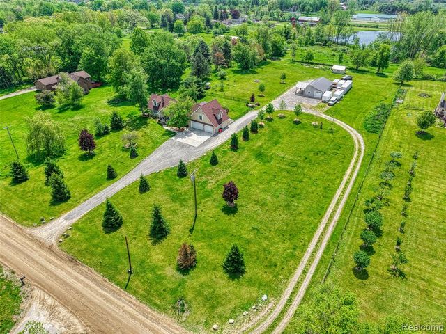 13800 12 Mile Road, South Lyon, MI 48178