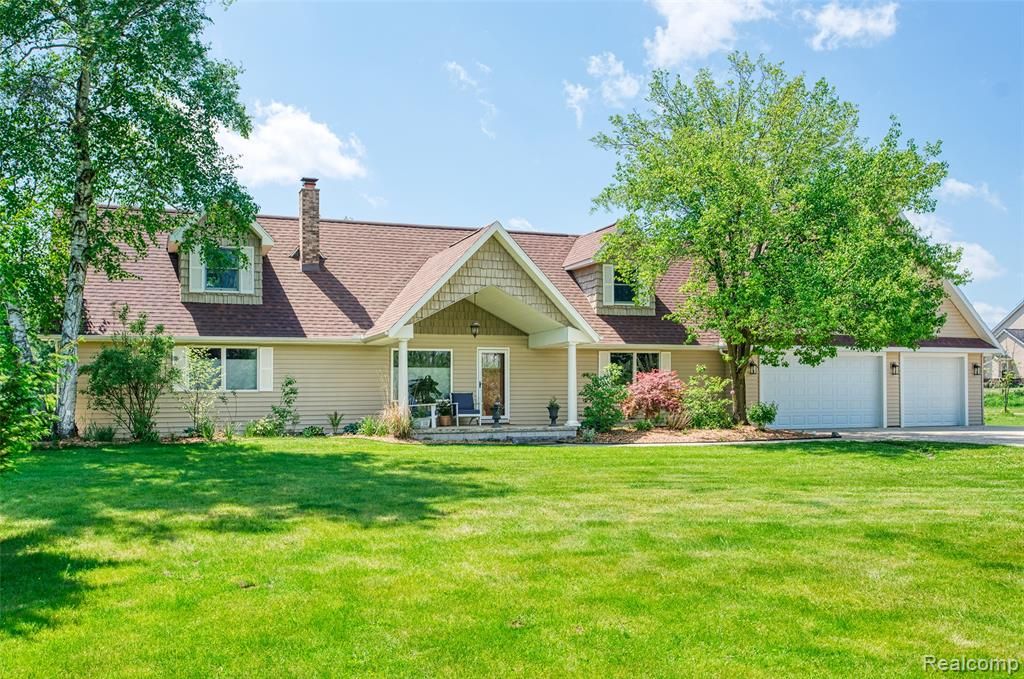 13800 12 Mile Road, South Lyon, MI 48178