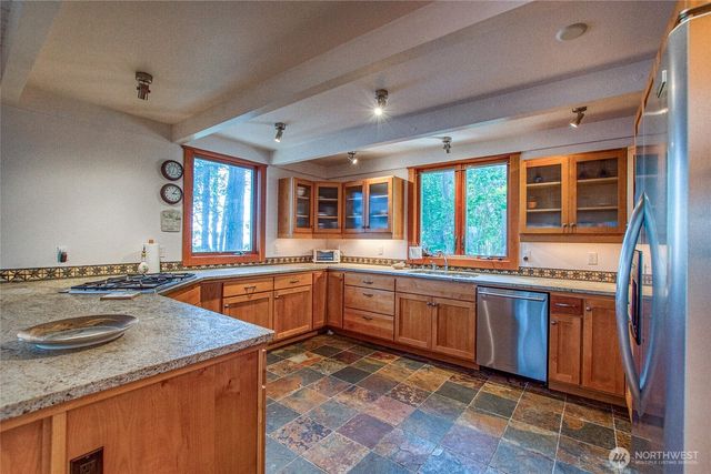 86 Shag Rock Lane, Orcas Island, WA 98245