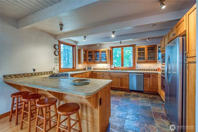 86 Shag Rock Lane, Orcas Island, WA 98245
