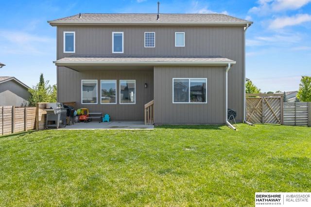 16316 Whitmore Street, Bennington, NE 68007