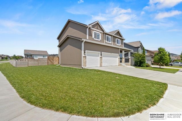 16316 Whitmore Street, Bennington, NE 68007