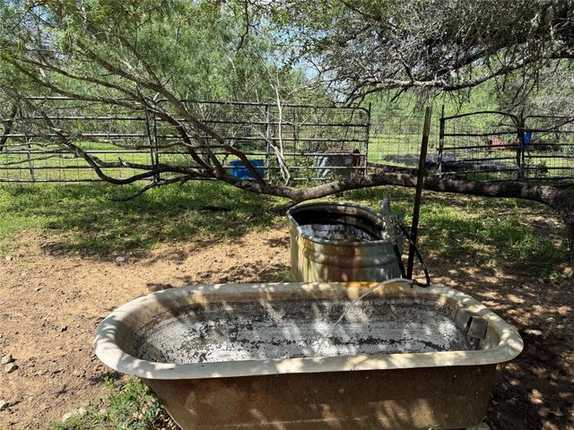 1880 Fm 2571, Smithville, TX 78957